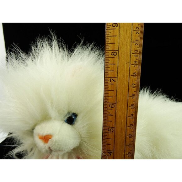Chrisha Playful Plush White Persian Cat Fluffy Stuffed Animal Vintage 1988 - Picture 7 of 8